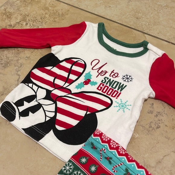 EUC Disney Baby Holiday Two Piece Pajama Set Size 3-6M - Picture 2 of 5